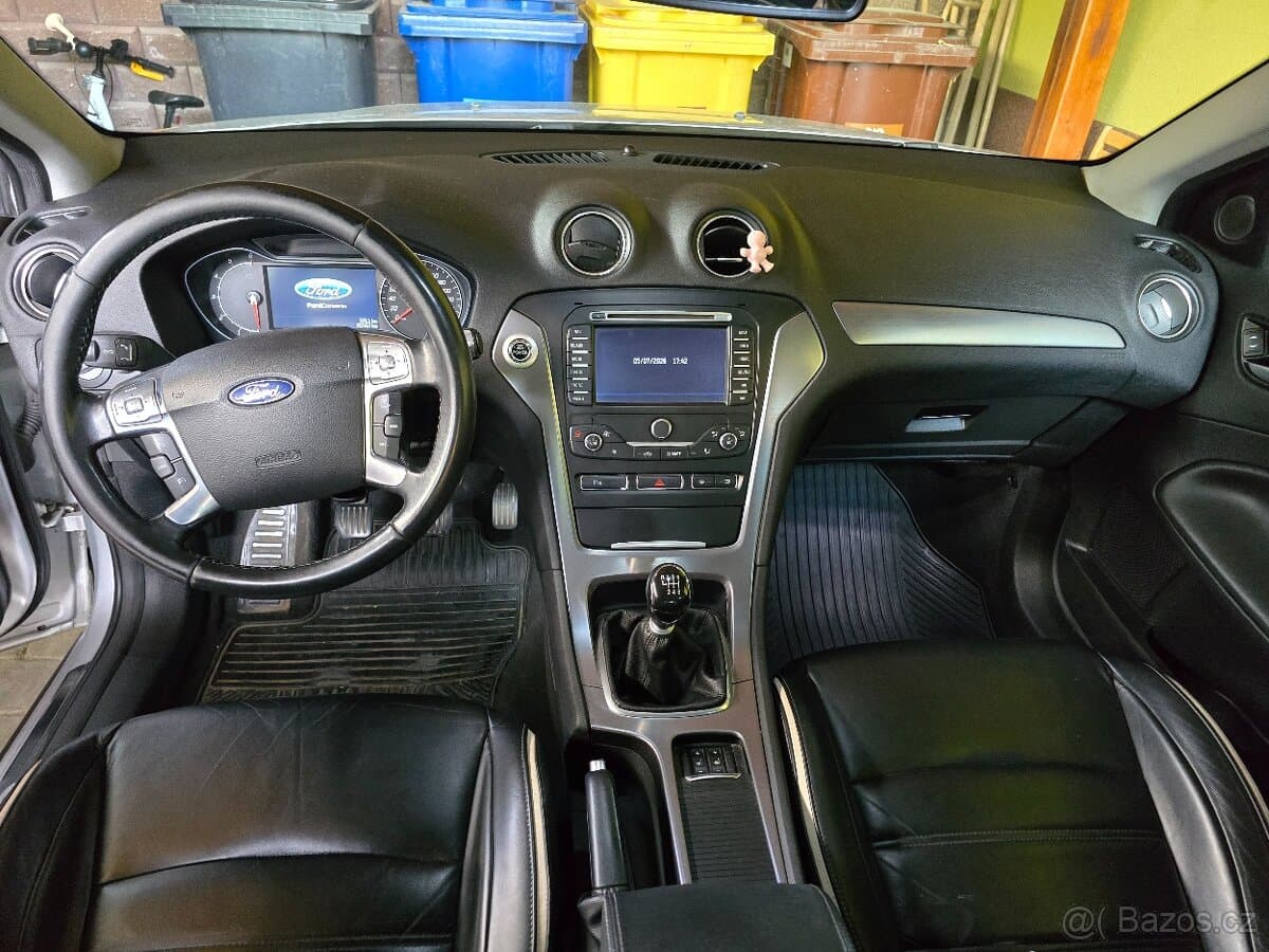 2009 Ford MONDEO - 11