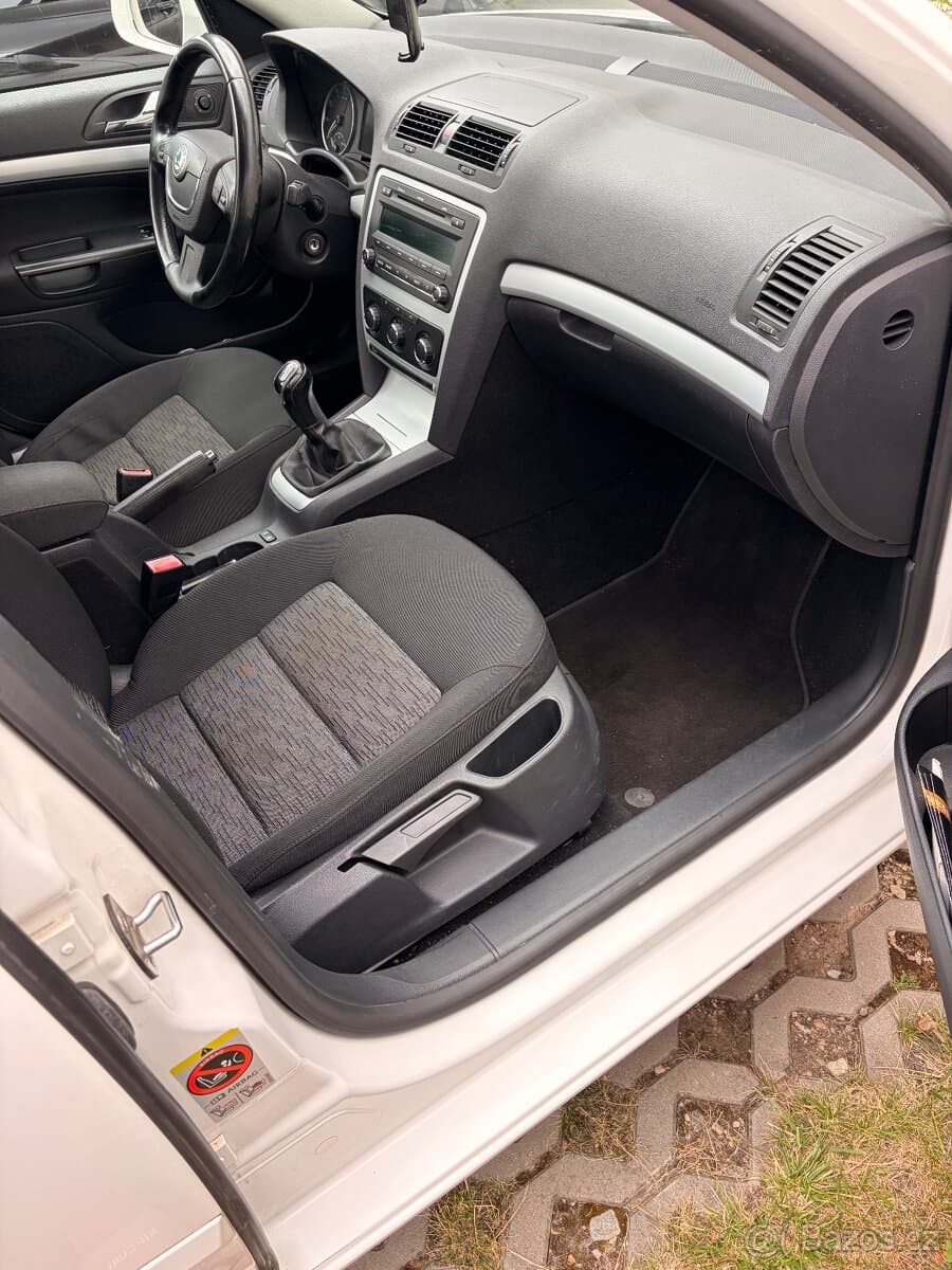 2011 Škoda OCTAVIA - 11