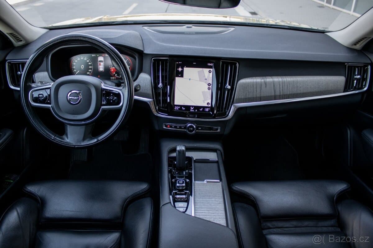 2021 Volvo V90 - 11