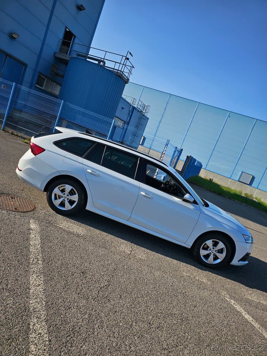 2020 Škoda OCTAVIA - 11