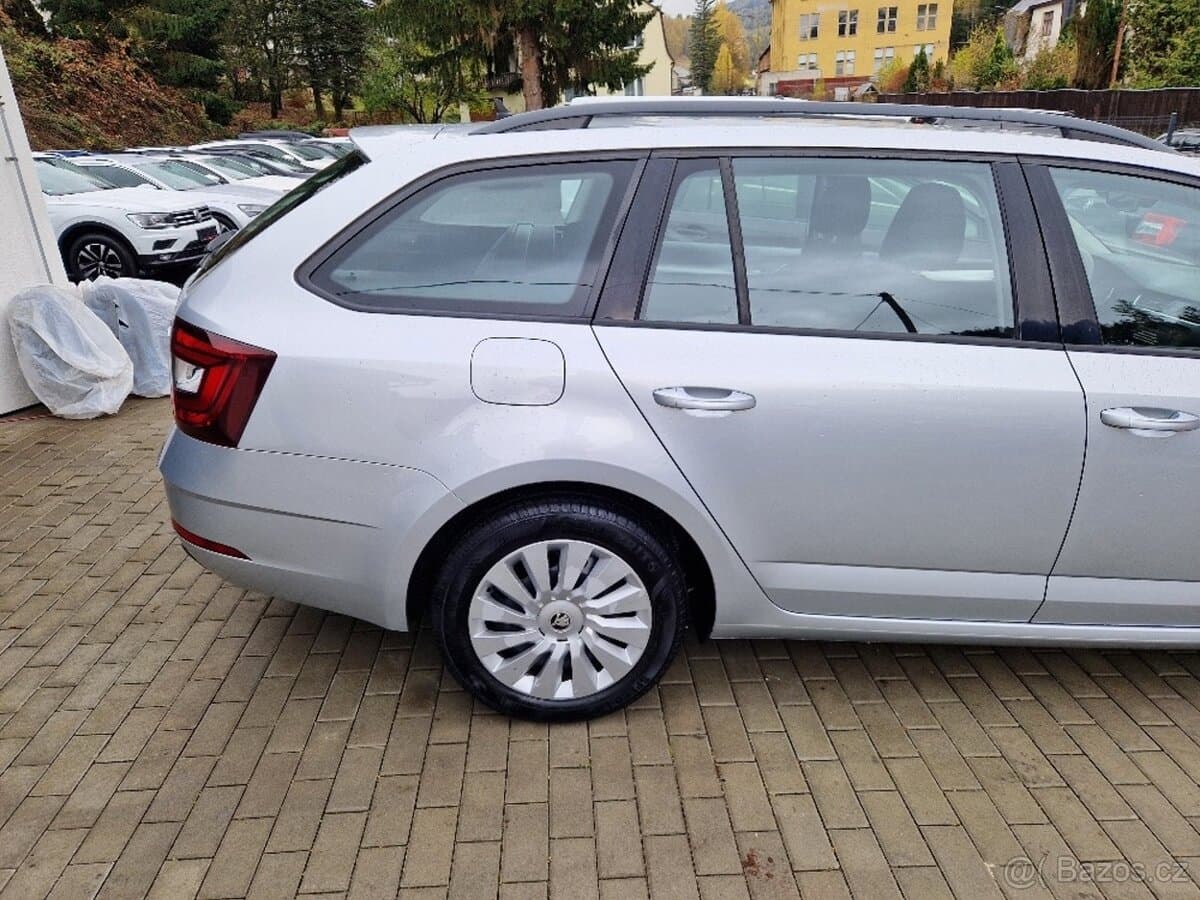 2019 Škoda OCTAVIA - 11