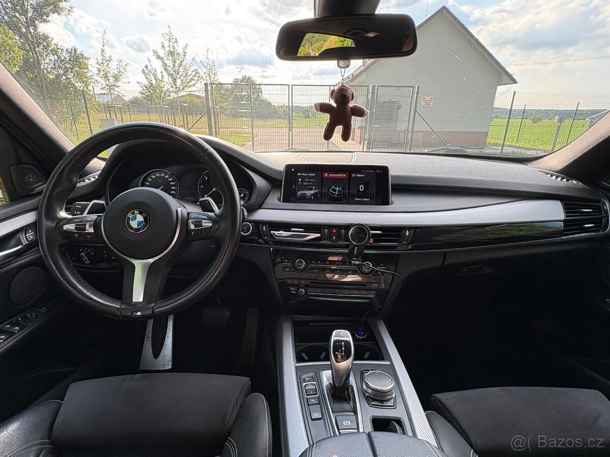 2017 BMW X5 - 11