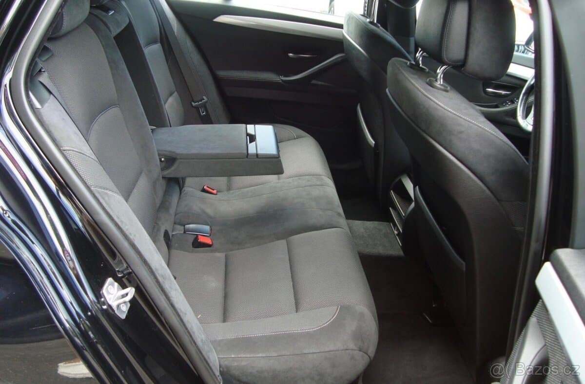2013 BMW 5-SERIES - 11