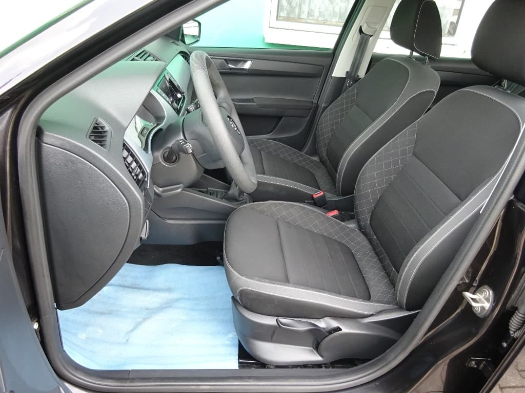 2021 Škoda FABIA - 11