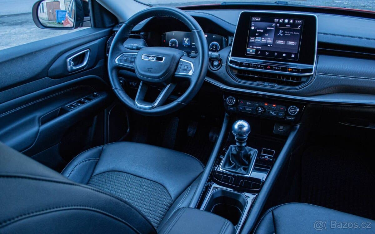 2023 Jeep COMPASS - 11