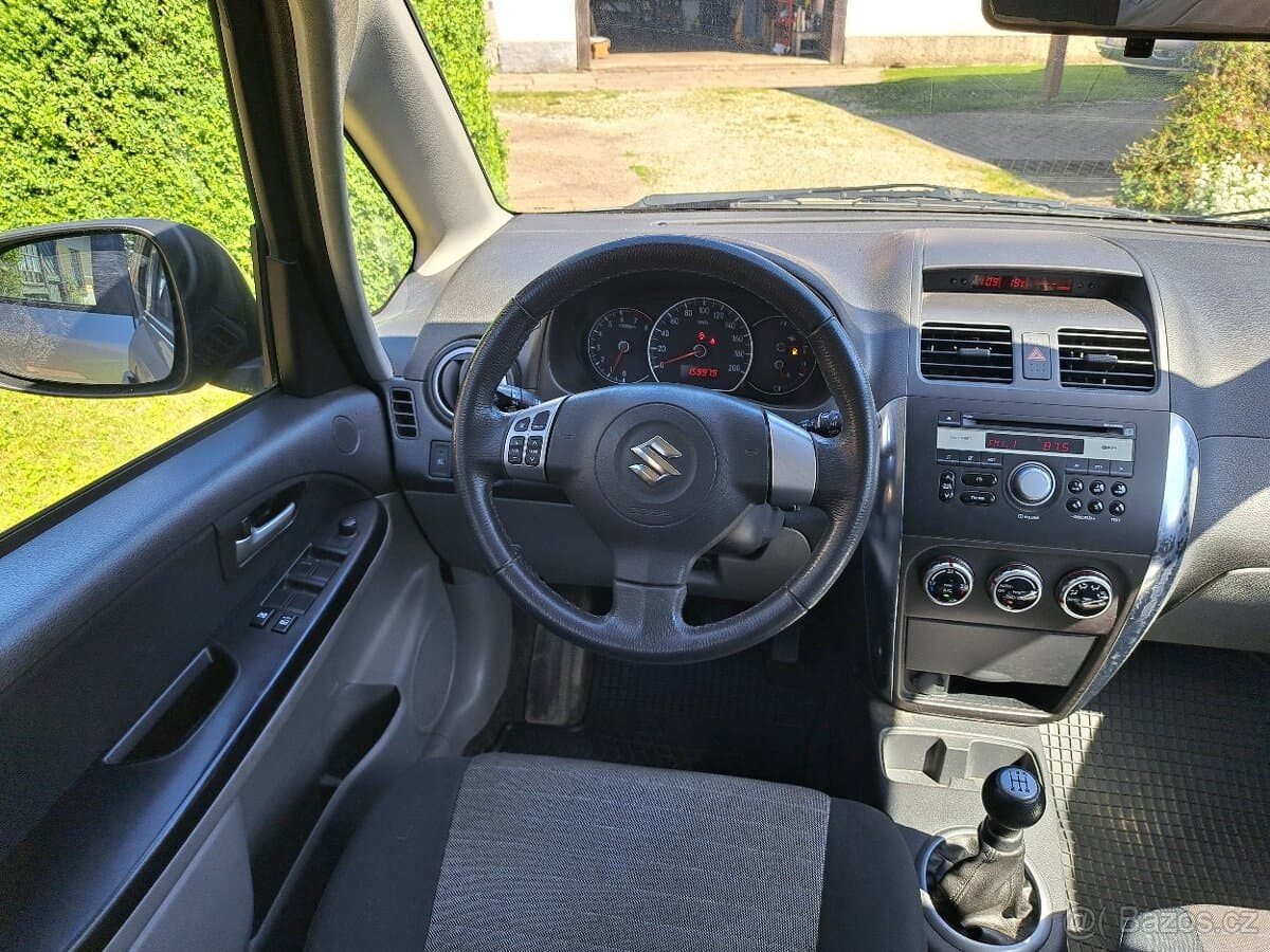 2009 Suzuki SX4 - 11