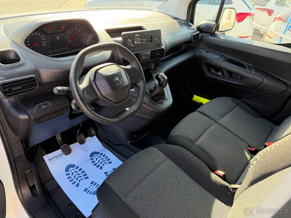 2021 Peugeot PARTNER - 11