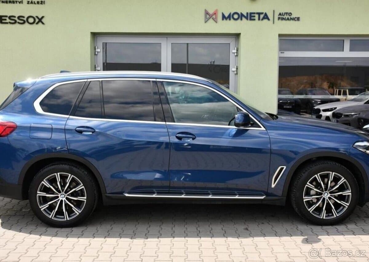 2019 BMW X5 - 11