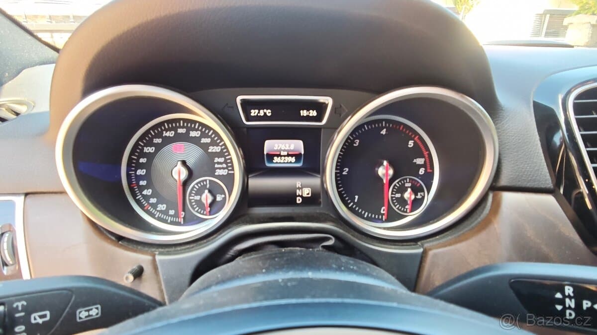 2016 Mercedes-Benz GL - 11