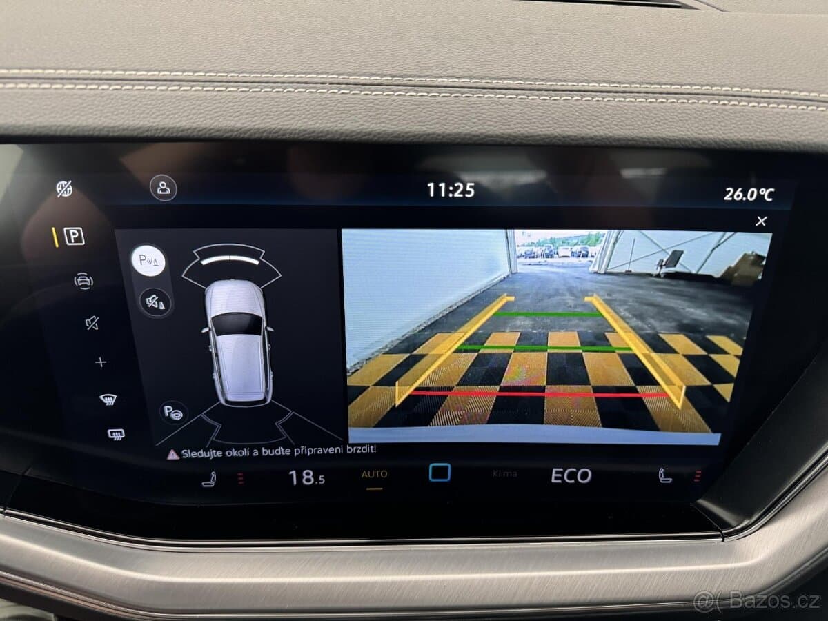 2025 Volkswagen TOUAREG - 11