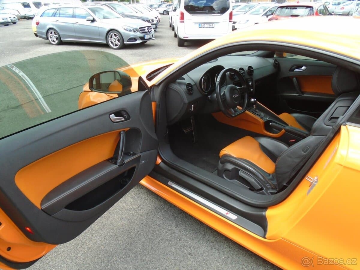 2008 Audi TT - 11