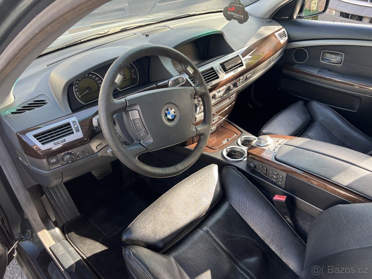 2002 BMW X7 - 11