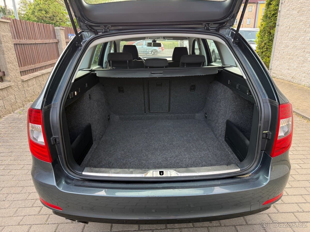 2015 Škoda SUPERB - 11