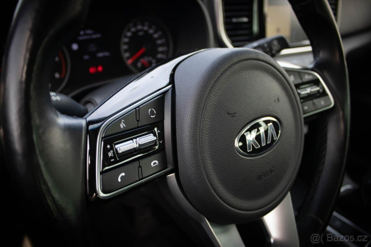 2019 Kia SPORTAGE - 11
