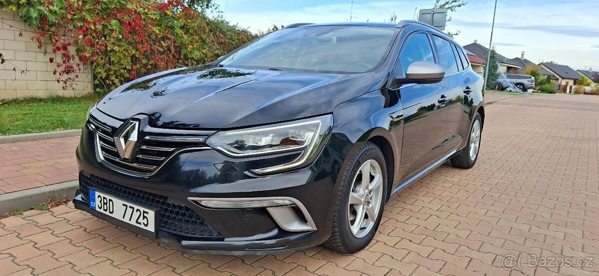 2019 Renault MEGANE - 11