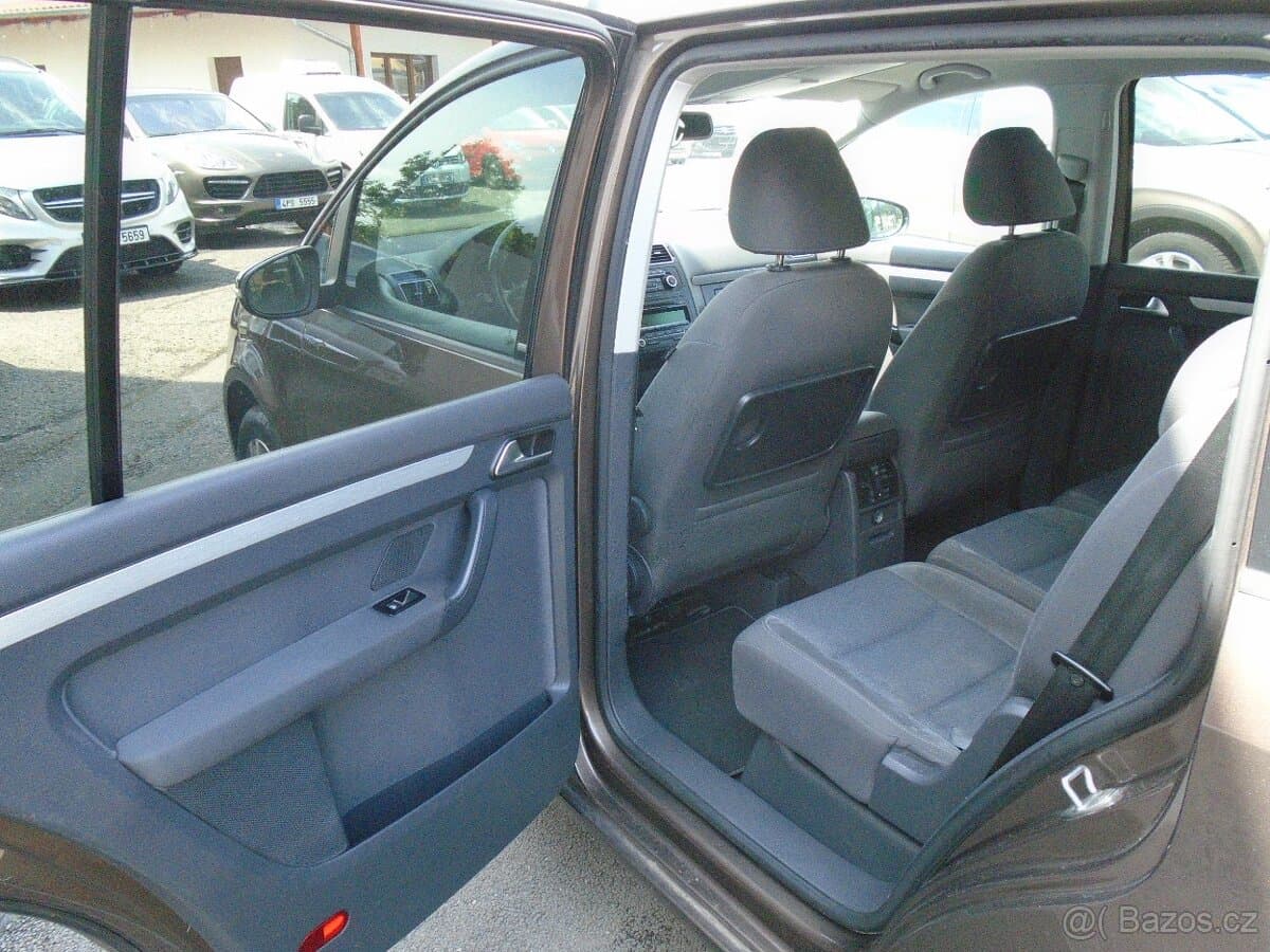2012 Volkswagen TOURAN - 11