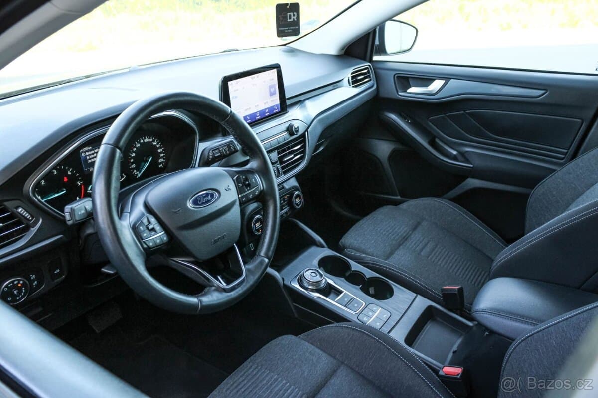 2020 Ford FOCUS - 11