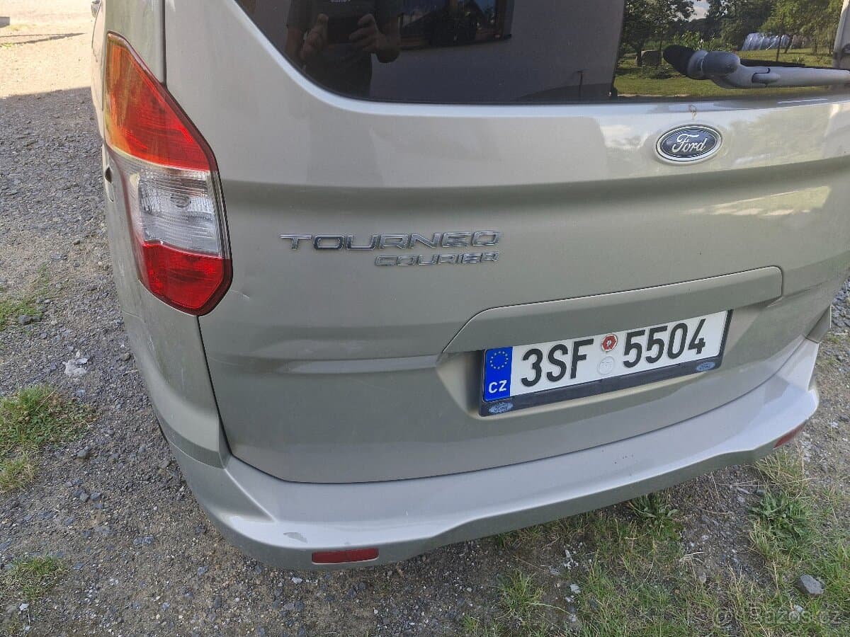 2014 Ford TOURNEO - 11