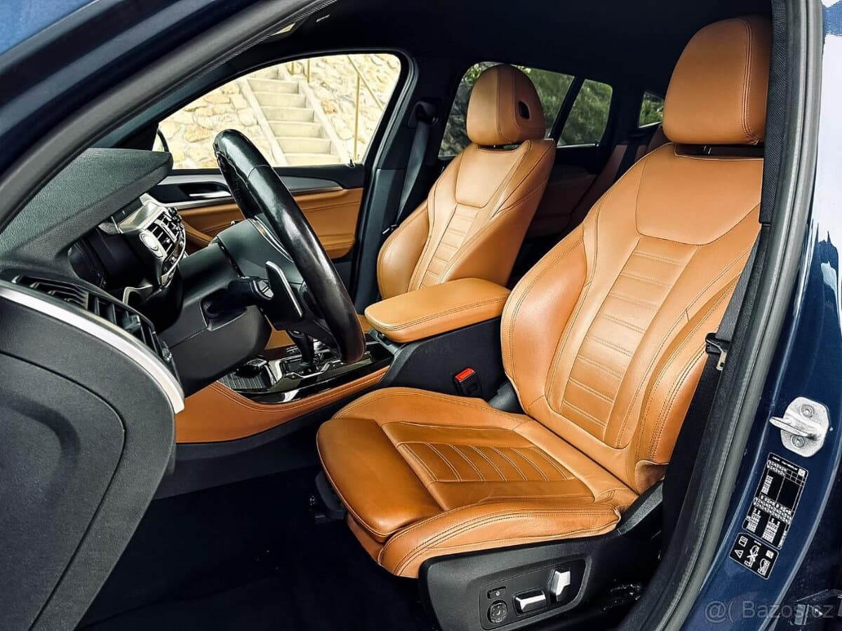 2021 BMW X4 - 11