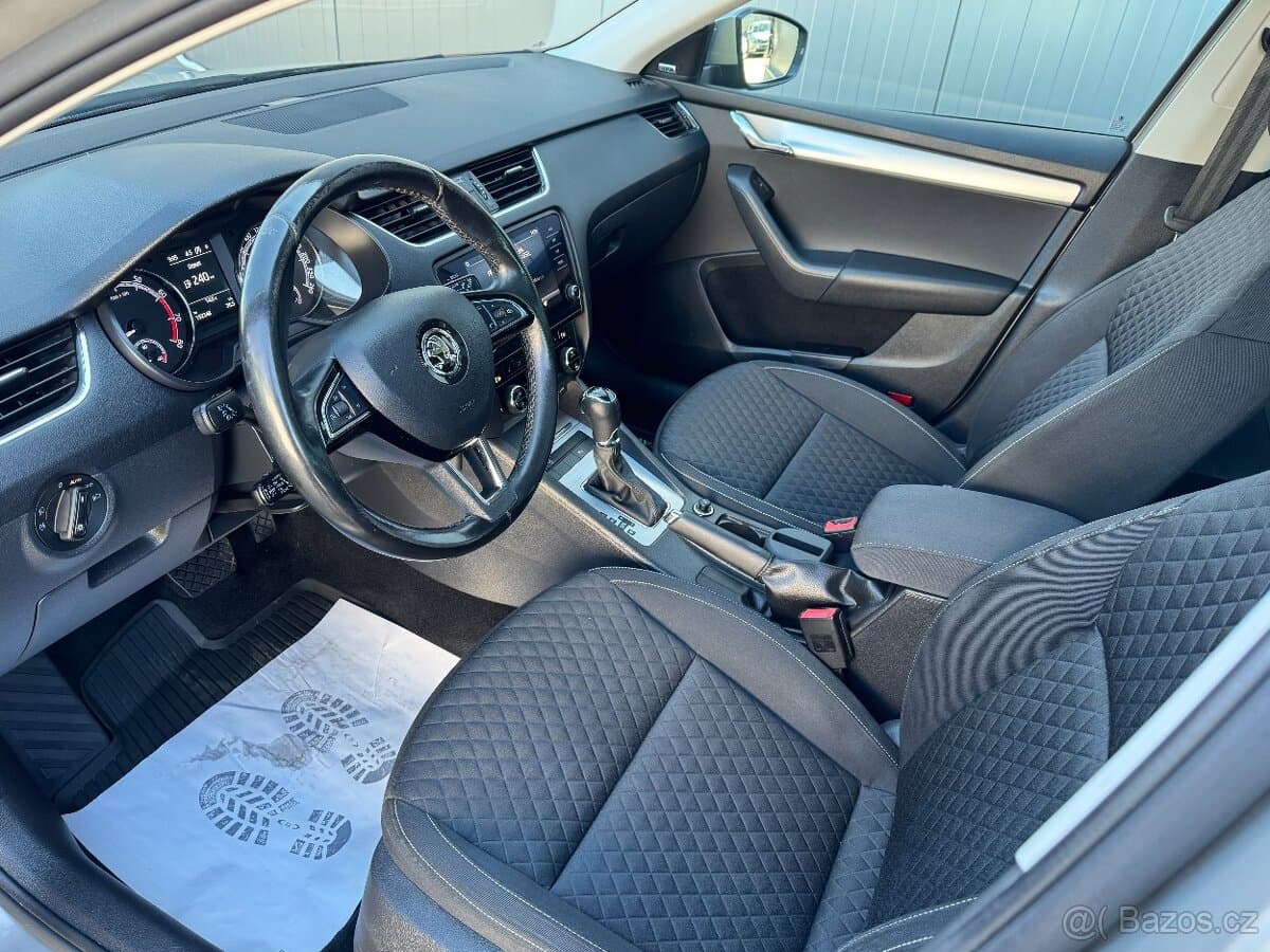 2017 Škoda OCTAVIA - 11