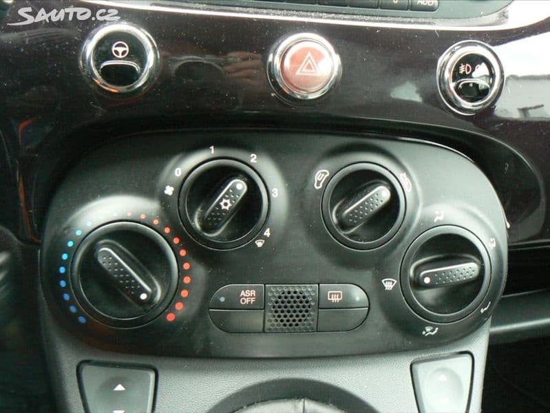 2014 Fiat 500 - 11