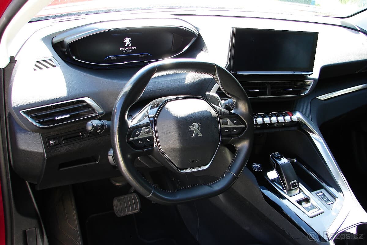 2021 Peugeot 3008 - 11