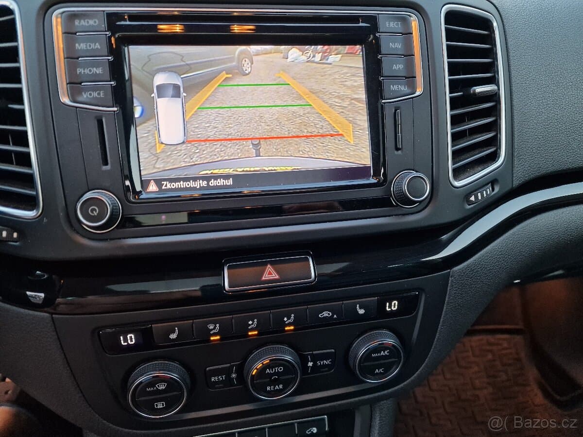 2017 Volkswagen SHARAN - 11