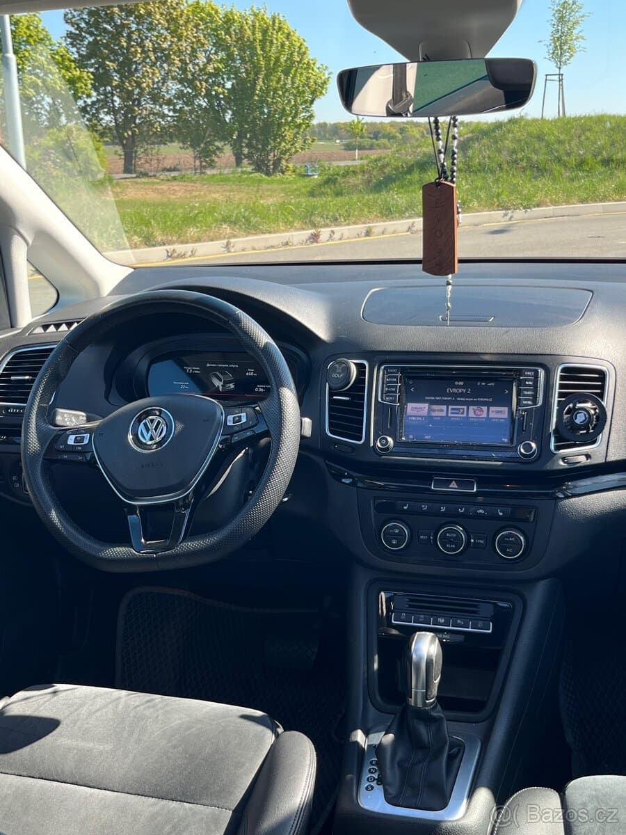 2016 Volkswagen SHARAN - 11
