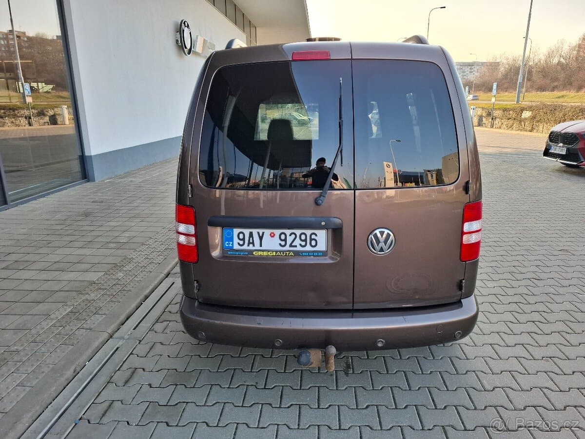 2011 Volkswagen CADDY - 11