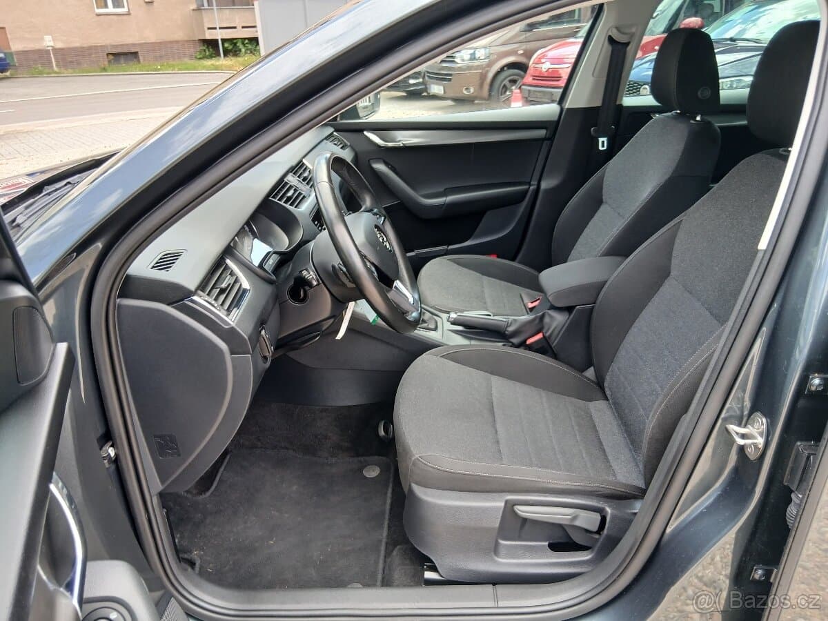 2020 Škoda OCTAVIA - 11
