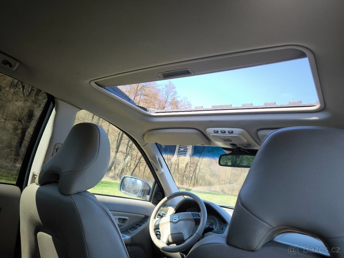 Volvo XC90 - 11