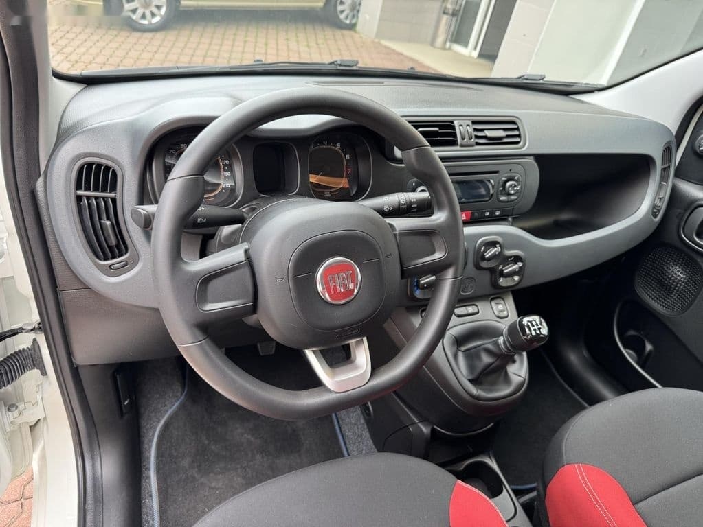 2017 Fiat PANDA - 11