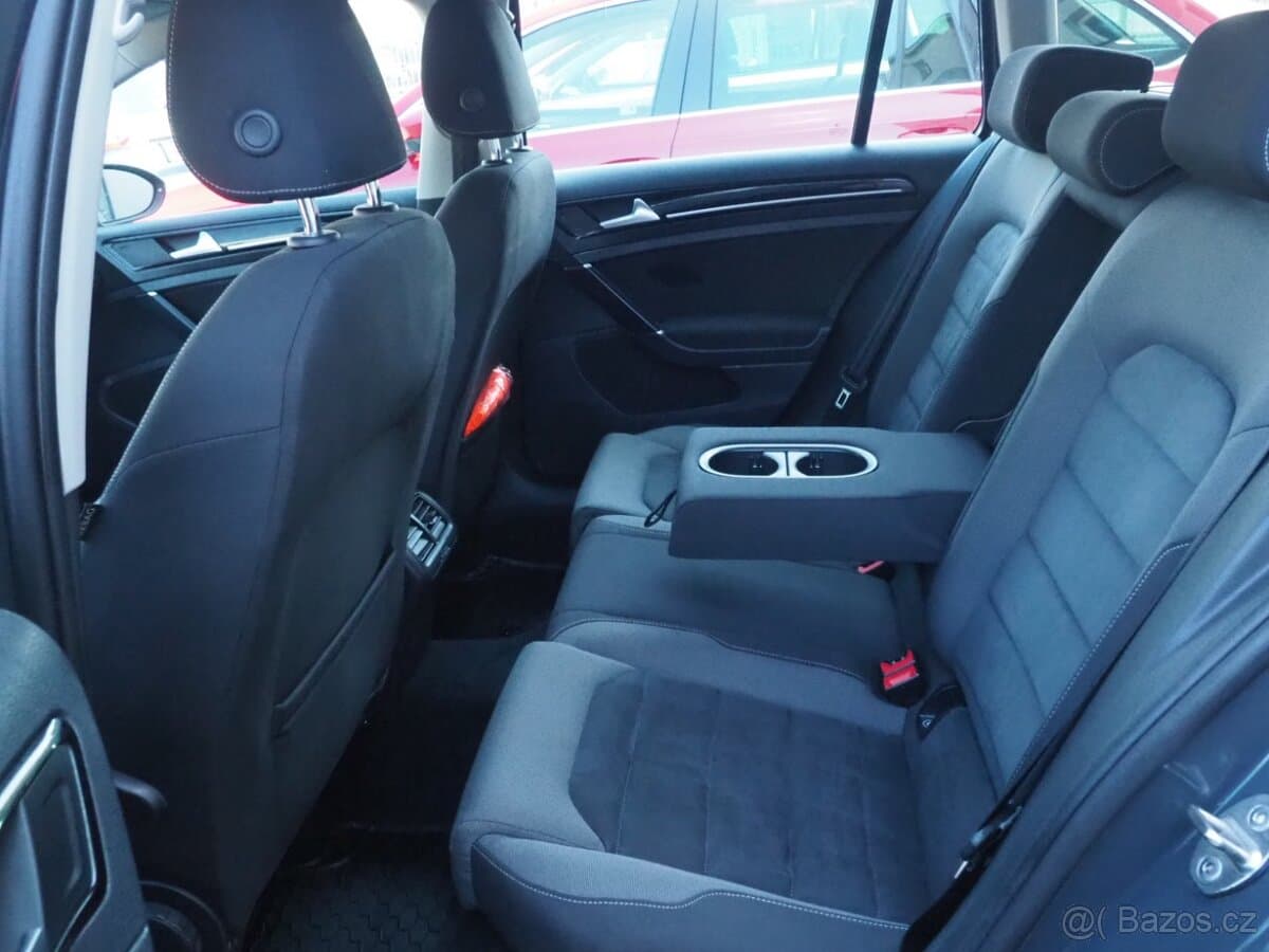 2017 Volkswagen GOLF - 11