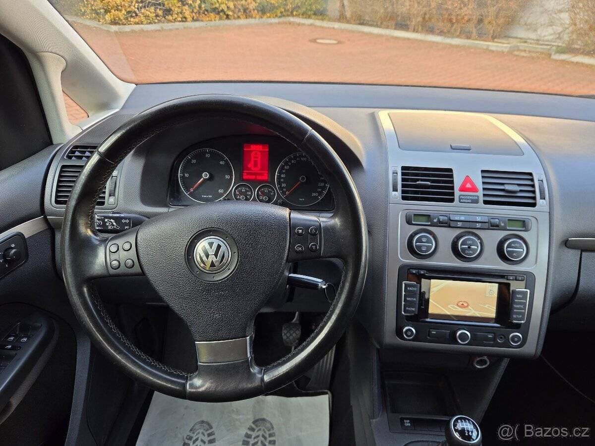 2009 Volkswagen TOURAN - 11