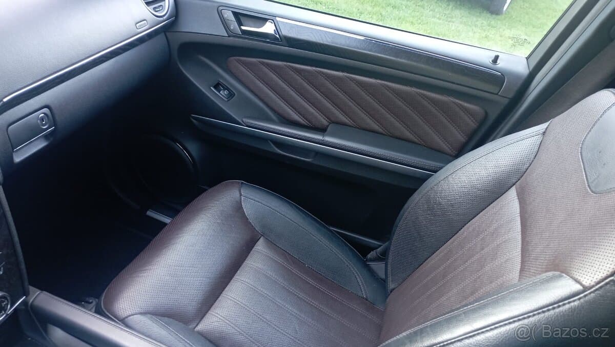 2012 Mercedes-Benz GL - 11