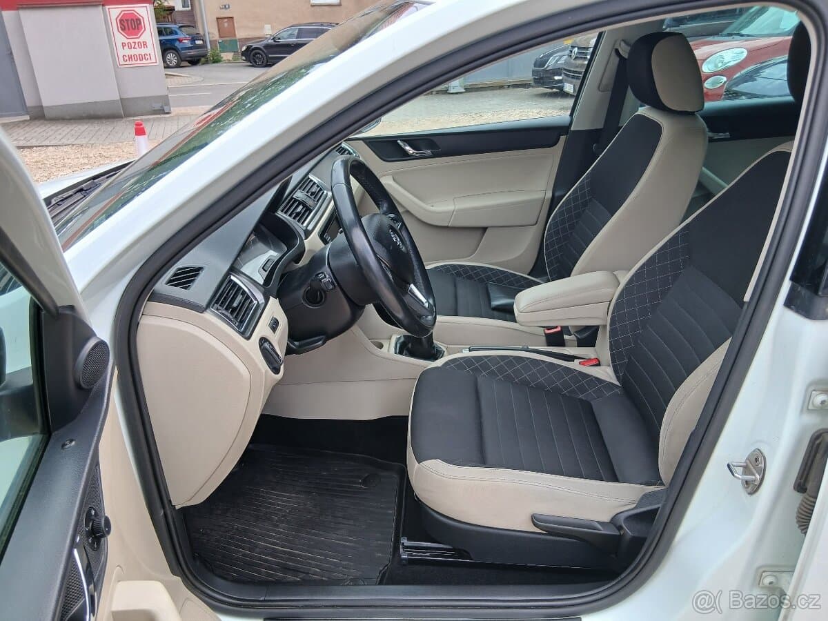 2016 Škoda RAPID - 11