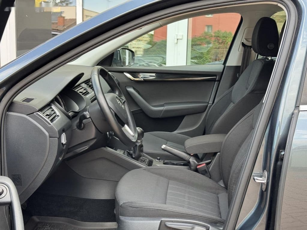 2017 Škoda OCTAVIA - 11