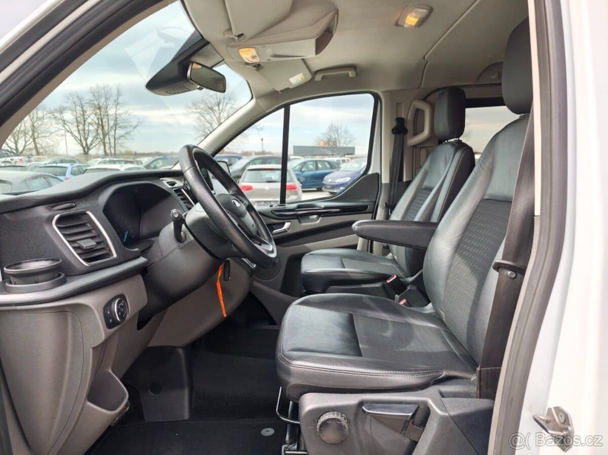 2018 Ford TOURNEO - 11