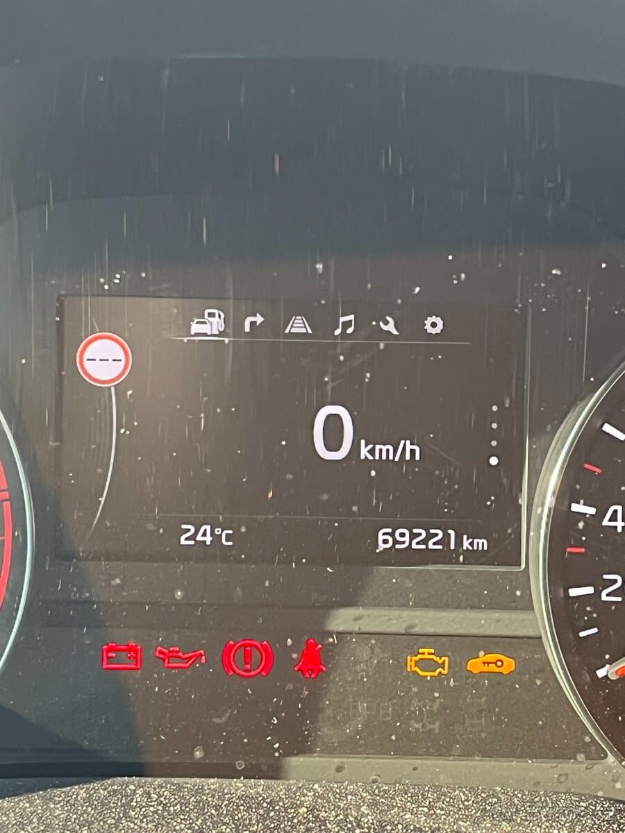 2017 Kia SPORTAGE - 11