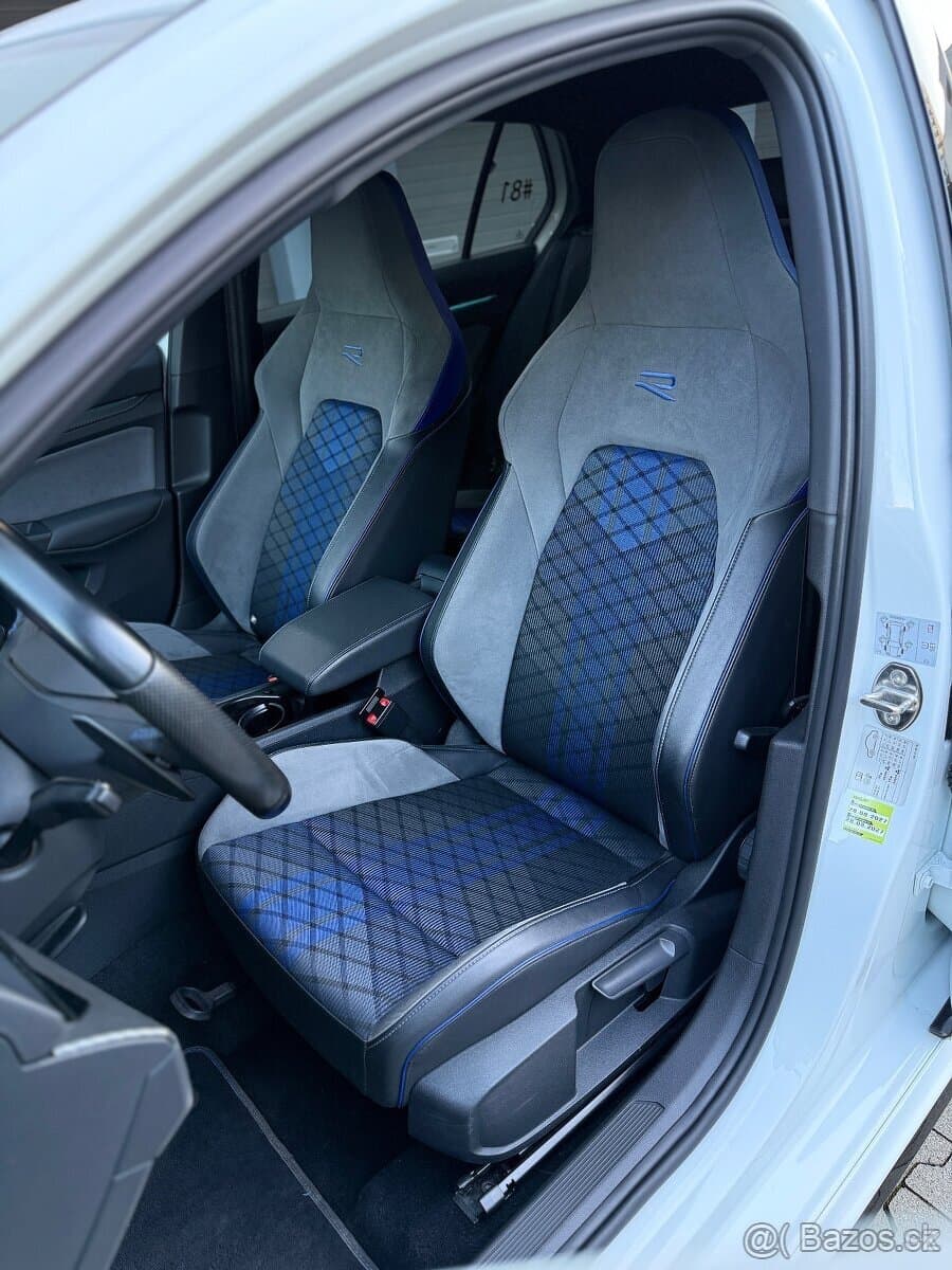 Volkswagen GOLF - 11