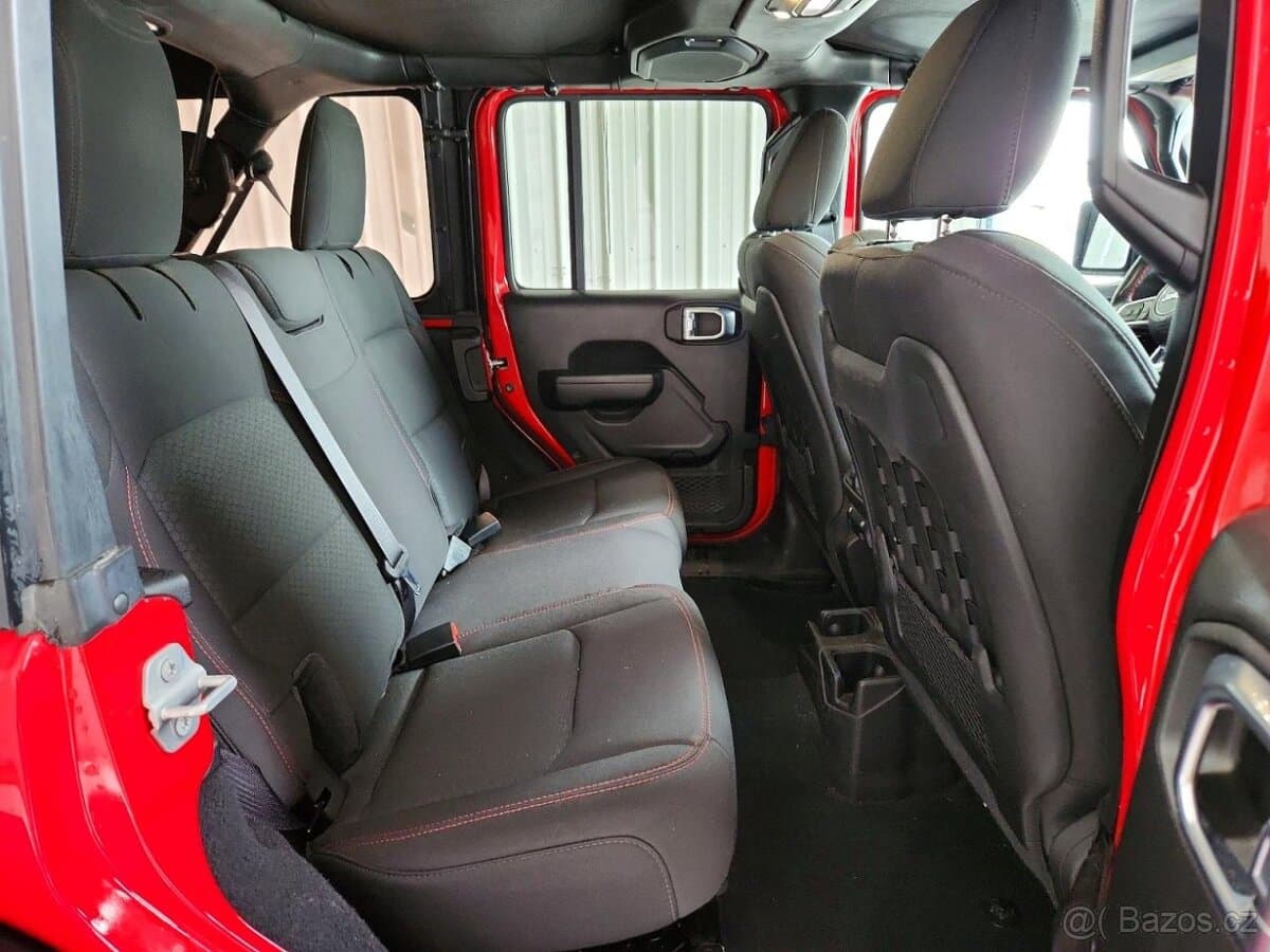 2022 Jeep WRANGLER - 11
