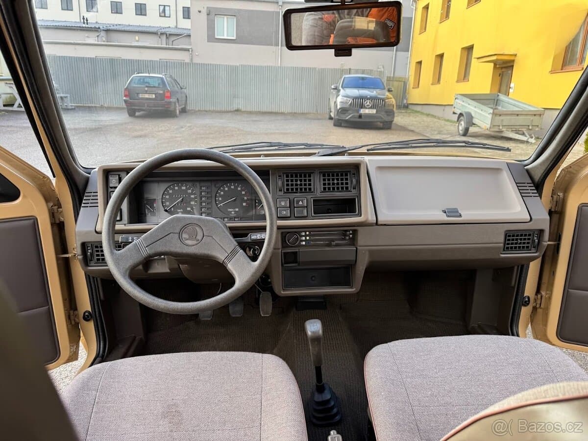 1990 Škoda FAVORIT - 11