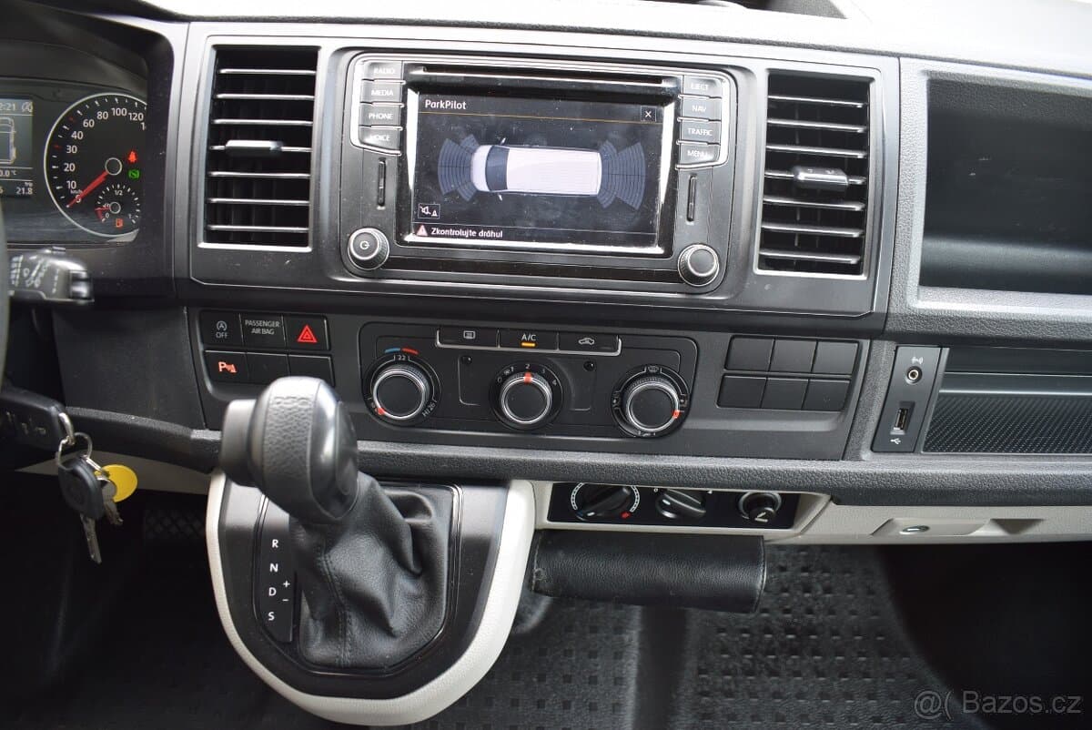2017 Volkswagen TRANSPORTER - 11