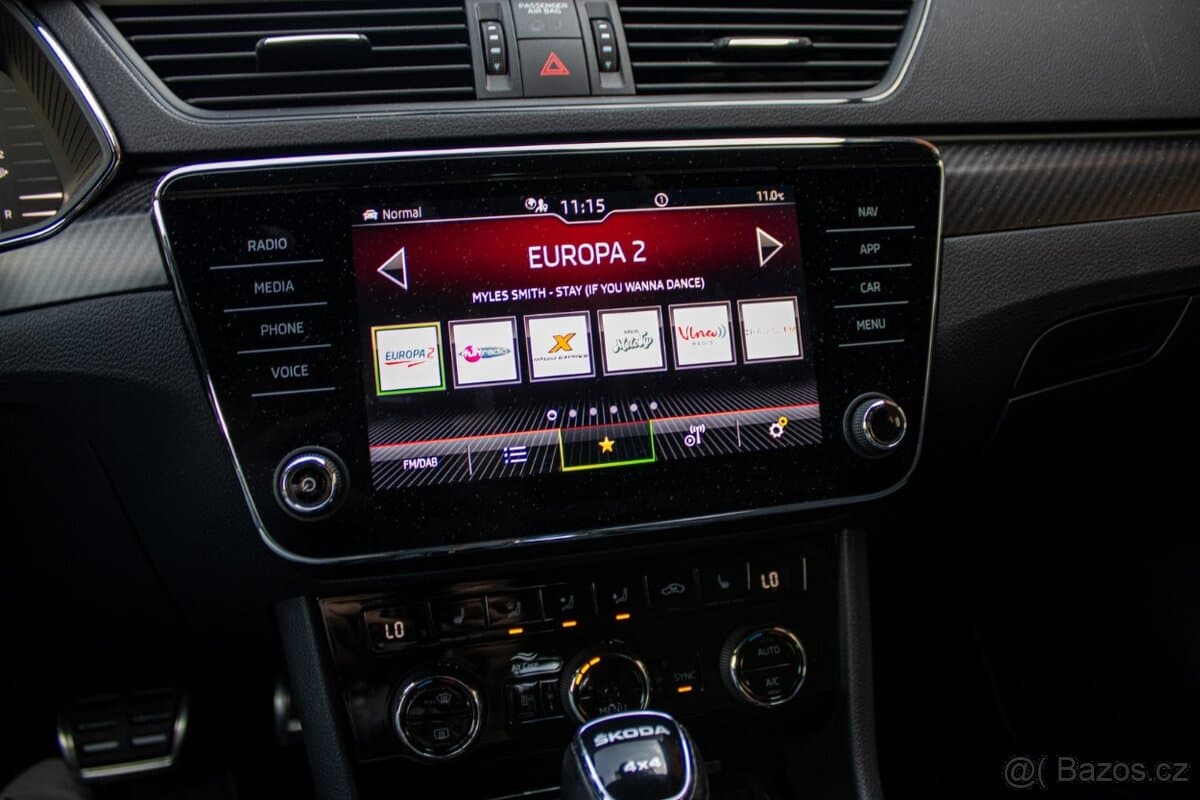 2022 Škoda SUPERB - 11