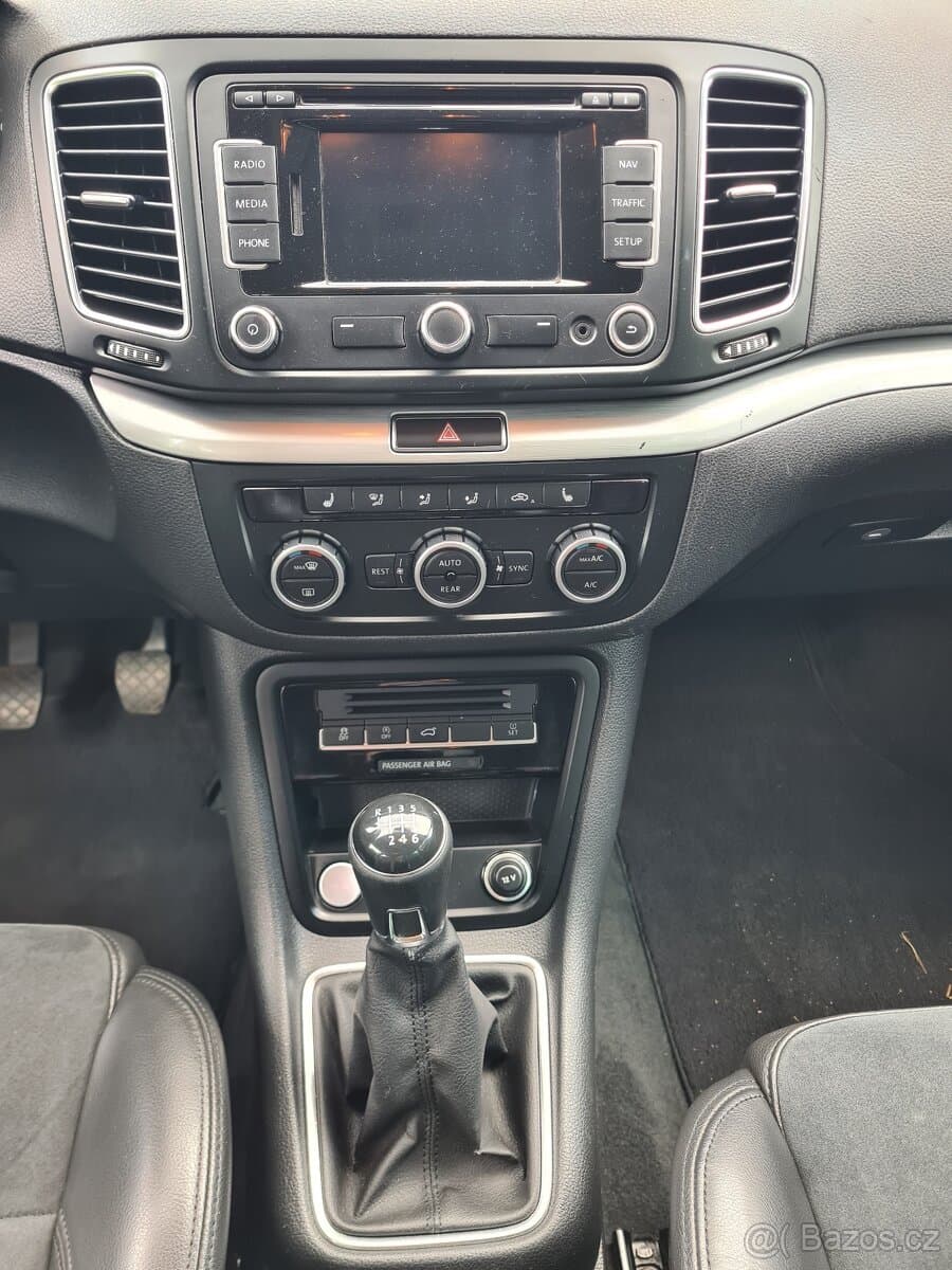2013 Volkswagen SHARAN - 11