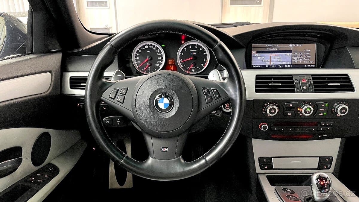 2007 BMW M5 - 11