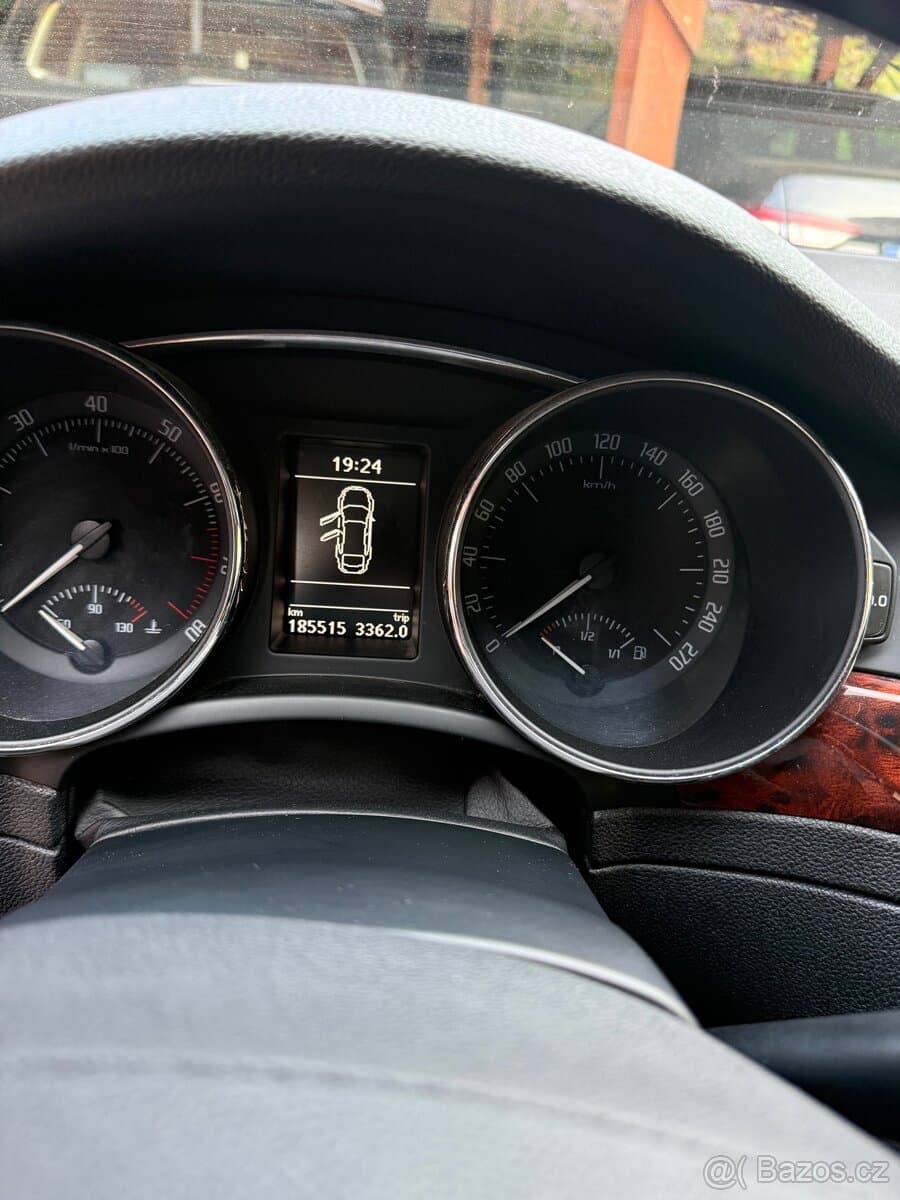 2009 Škoda SUPERB - 11
