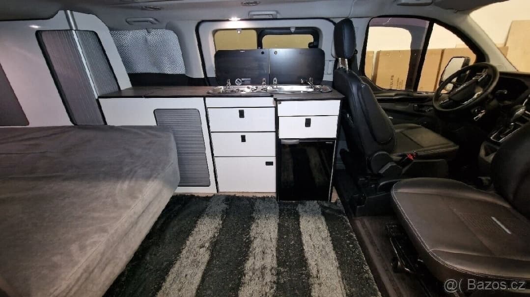 2022 Ford TOURNEO - 11