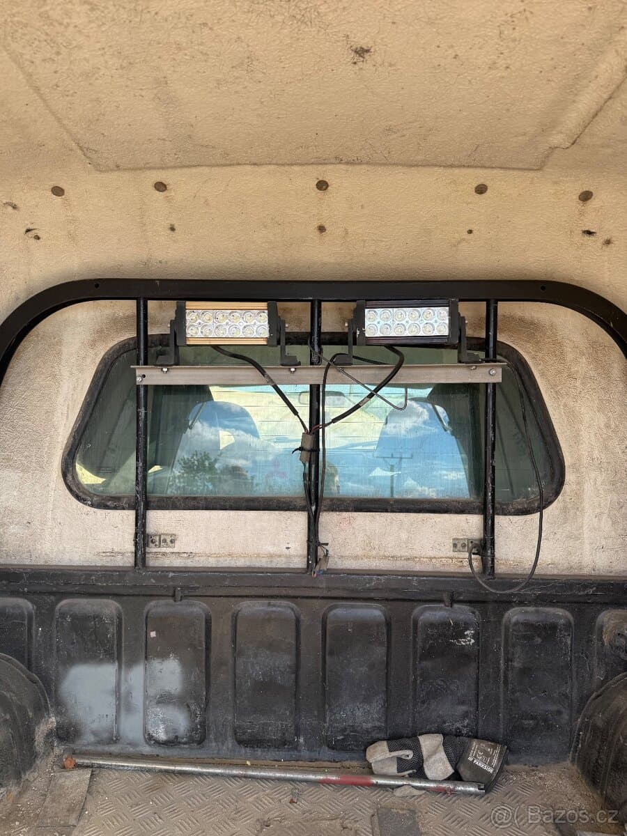 2003 Mitsubishi L200 - 11