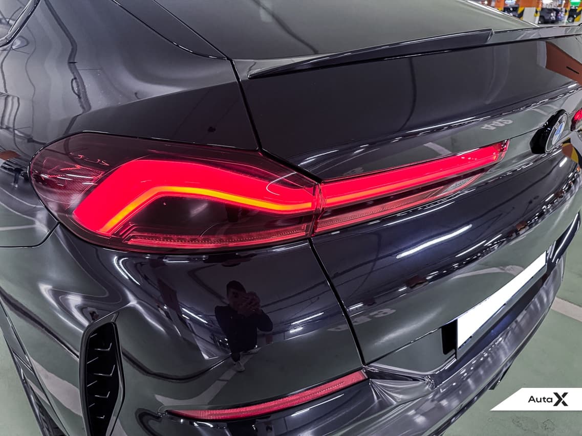 2022 BMW X6 - 11